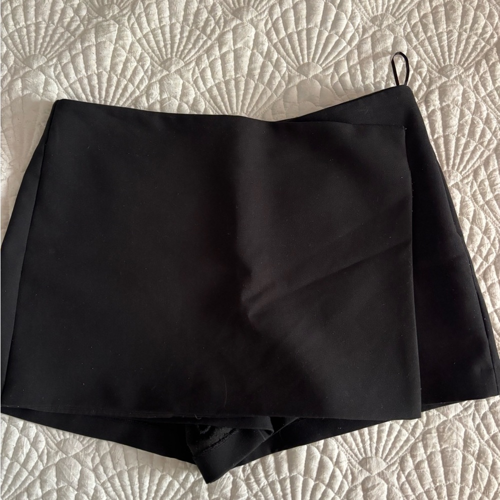 Zara Black Women's Skorts
